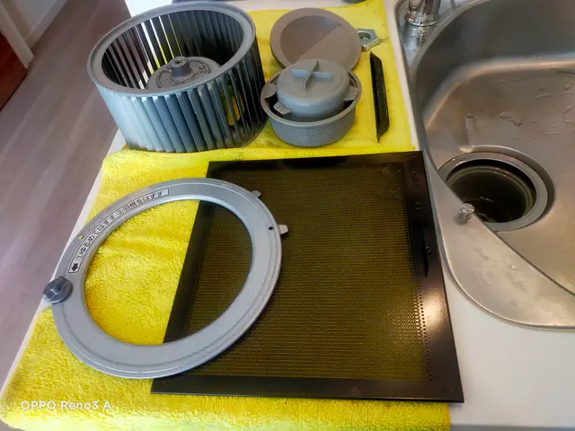 キッチン、換気扇、2点セット組み分けは自由、トイレ、お風呂とか！サービスの画像