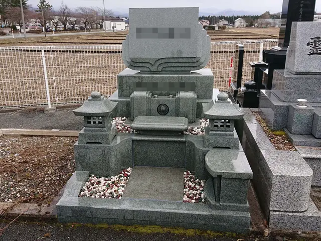 【石材施工15年】予約対応～作業完了まで、当社スタッフが対応いたします。サービスの画像