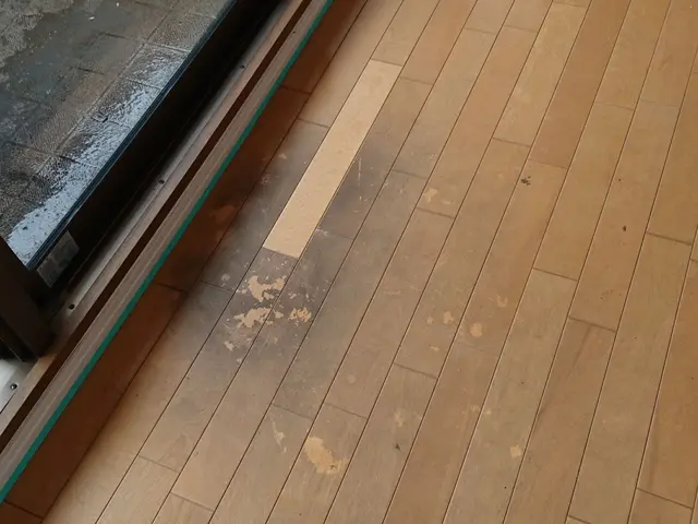 フロアビアンガラスコーティング　女性スタッフ指定可能サービスの画像