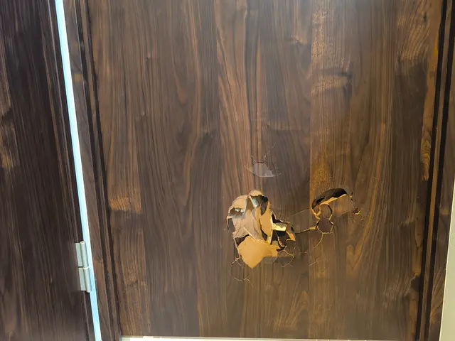 ダイノックシート貼りサービスの画像