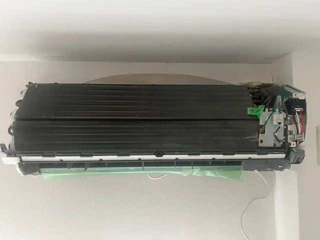 【大手仕込みの技術×外注なし】ビフォーアフターの変化に驚くエアコンクリーニング！サービスの画像