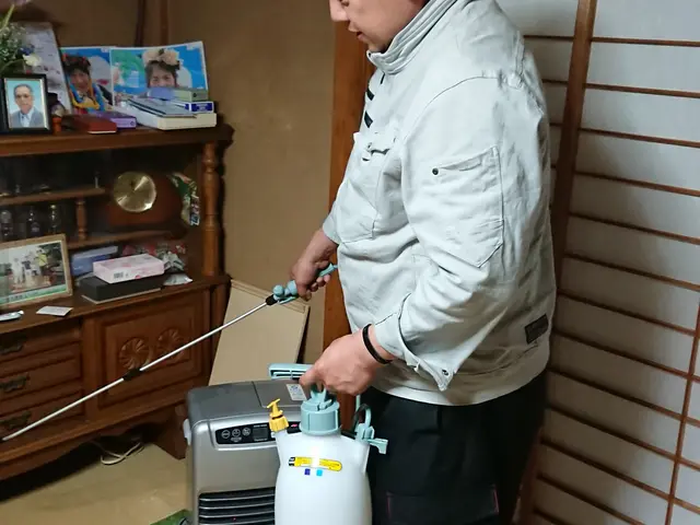 全部屋対応のみ承ります。実績あり。かなり丁寧な施工が、うちの自慢です。サービスの画像