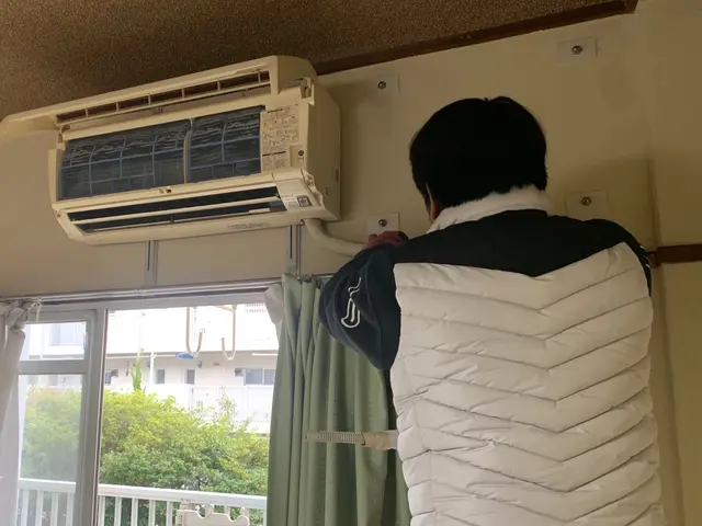 ＊買取強化中＊エアコン取り外し無料 お得に片付く２トントラック回収サービスの画像