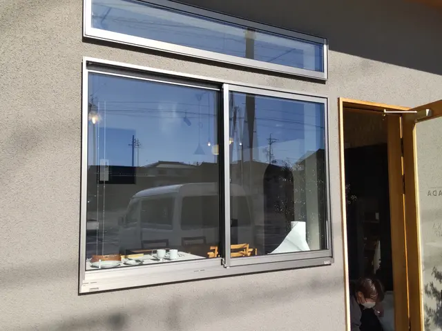 開業5周年記念キャンペーン実施中◆国家資格有◆飛散防止.UV.目隠し.遮熱.防犯サービスの画像