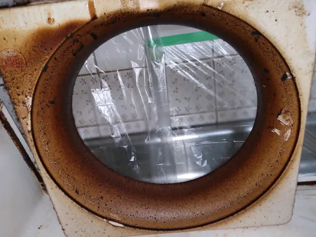 お掃除ランキング上位を多く獲得☆ニコニコ夫婦が手分けしながらクリーニングサービスの画像