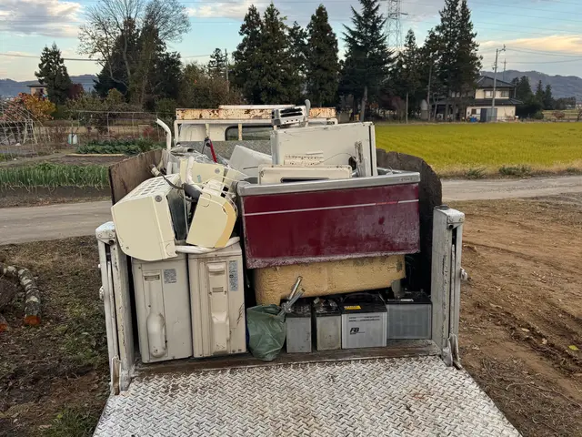 創業6年の実績！女性スタッフ同行で安心・2トン車でまとめて解決サービスの画像