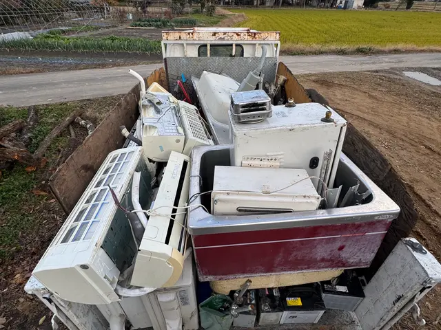 創業6年の実績！女性スタッフ同行で安心・2トン車でまとめて解決サービスの画像