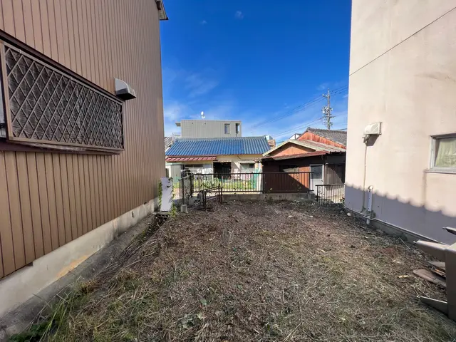 お庭、空き地などの、伐採・伐根いたします。11月空きあります。サービスの画像