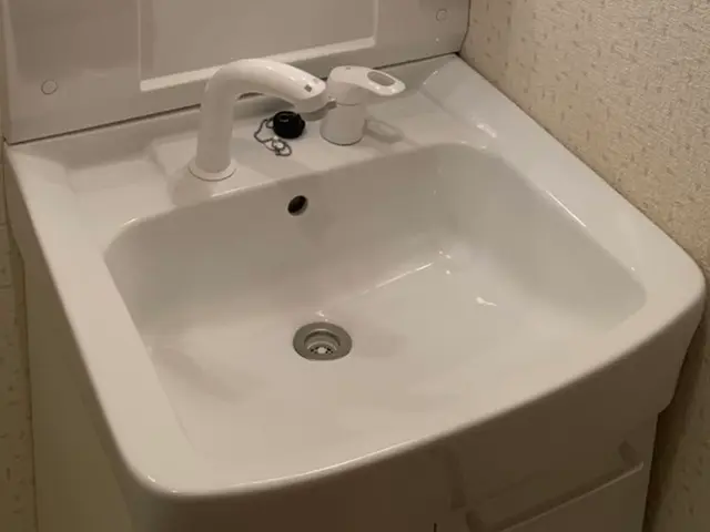 【期間限定】洗面台の輝きに感動！1箇所　9,000円です！サービスの画像