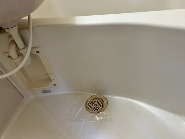 長年こびりついた浴室のカビ・水垢も、Clean+にお任せください！サービスの画像