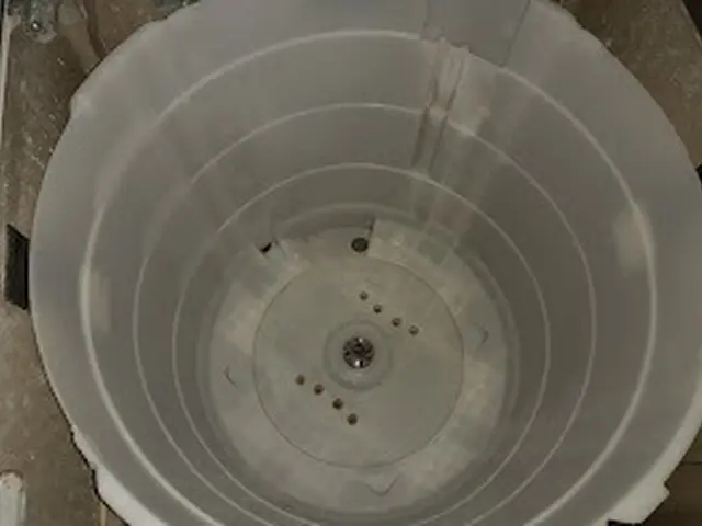 【全額返金保証あり！安心と満足の仕上がりを提供致します】～洗濯機（タテ型）清掃サービスの画像