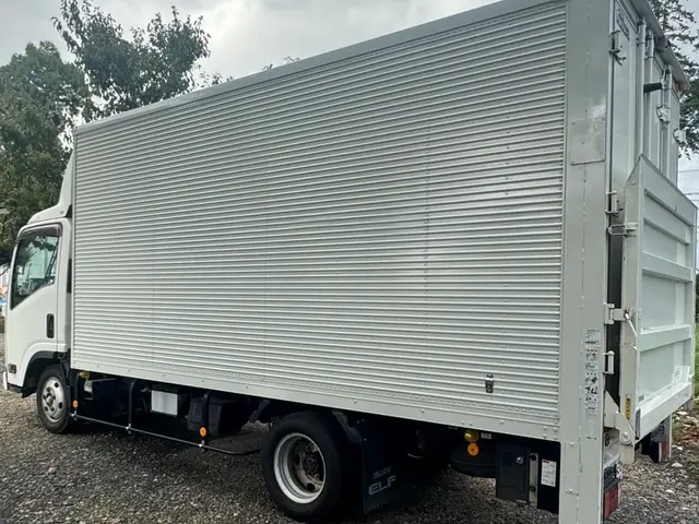 不要品・残置物撤去、無料お見積もり致します。サービスの画像