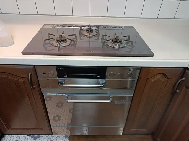 【業歴20年の実績】年中無休◎営業時間外も対応可能◎損害保険加入店　期間割引中サービスの画像