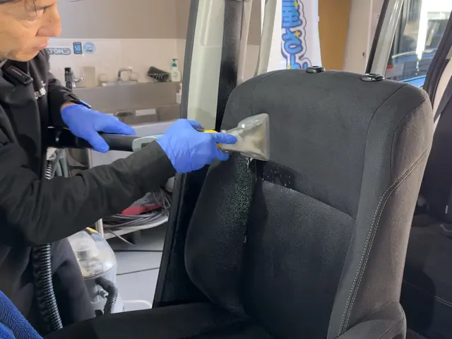 他社で断られたその汚れや臭い、プロの技と薬剤でお悩みを解決します。サービスの画像