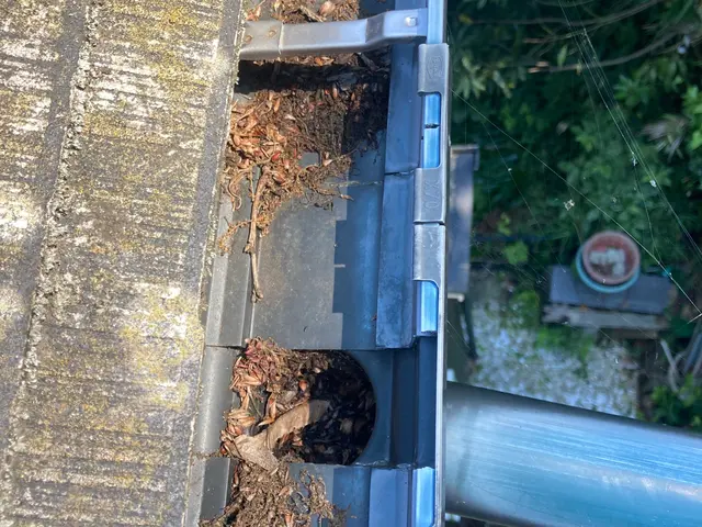 【地域最安値】気になった箇所も修理致します！雨樋以外も！こじま工務店にお任せを♪サービスの画像