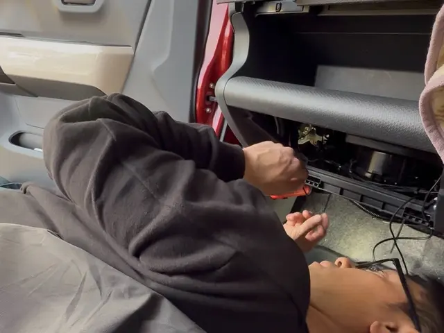 【自動車電装店】車の電気屋さんが見えない配線まで安全で綺麗に仕上げます！サービスの画像