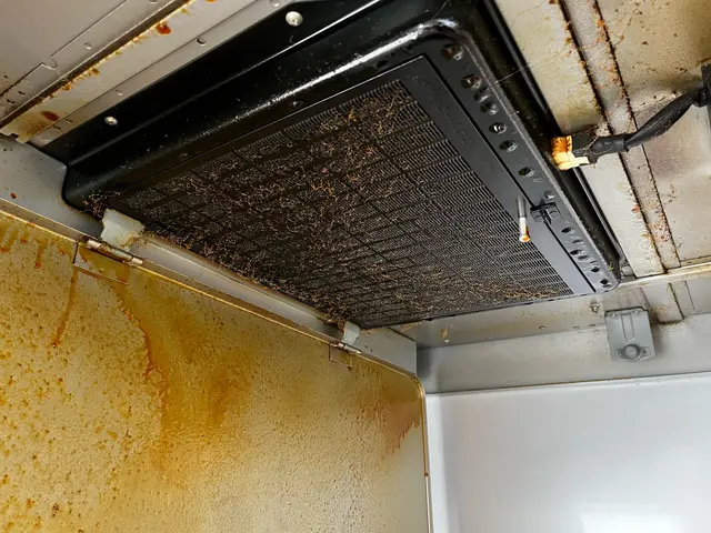 ◎年中無休◎予約から施工100%自社対応◎営業時間外も対応可能　インボイス対応済サービスの画像