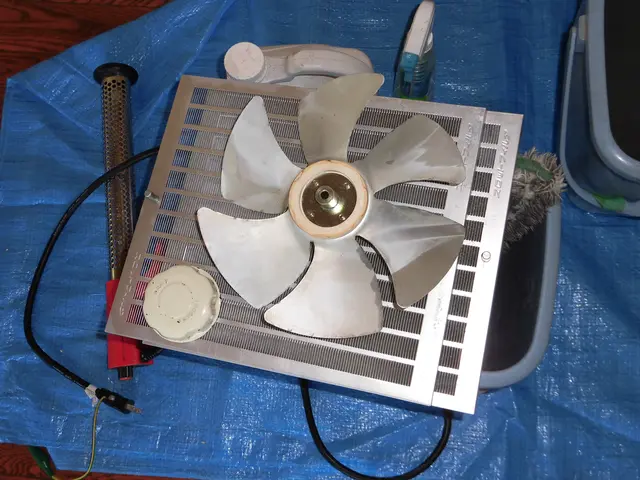 居住空間を徹底的にキレイにします！只今ワックスサービス(^^)サービスの画像