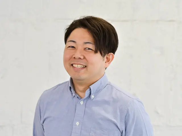 ◇写真が苦手な人専用カメラマンが撮影◇自然な笑顔のプロフィール写真撮影