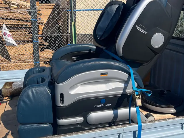 作業外注一切なし◎駐車場代は当店が負担！アフターケアも力入れています！サービスの画像