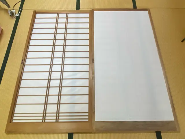 ✯アワード受賞店舗✯破れないプラスチック障子◎受注は２枚以上から◎サービスの画像