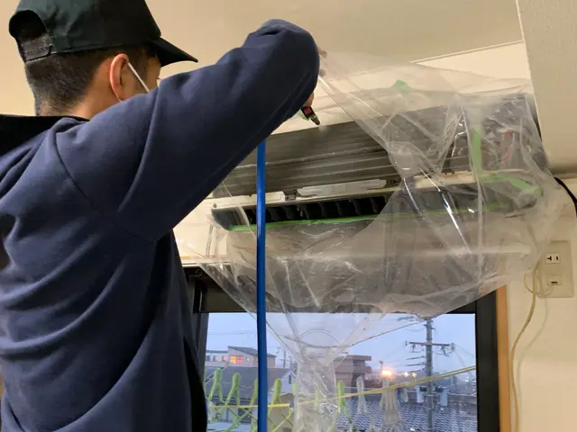 エアコンクリーニング＜土日祝日もOK＞女性スタッフも活躍中☆カビ・ヤニ除去除菌！サービスの画像