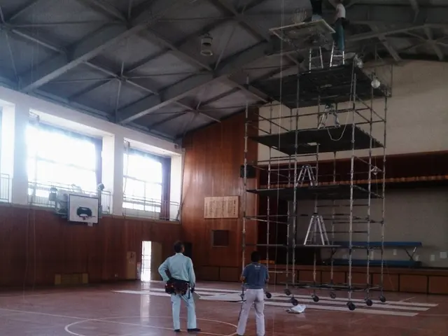 【 業歴30年の経験実績！】女性スタッフ同行OK！美装プロの照明クリーニング工事サービスの画像