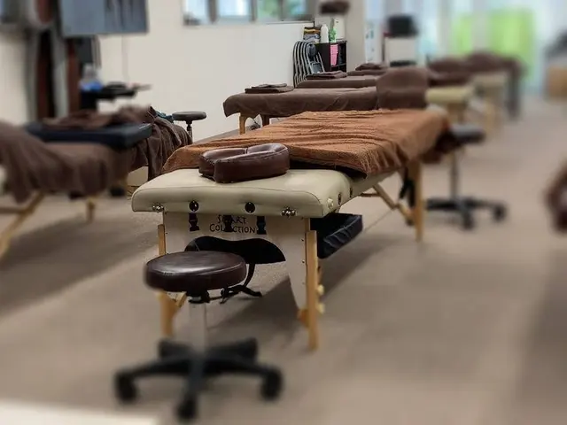 お客様の体調やニーズに合わせたオーダーメイドの施術を行い心身の疲れを解消します。サービスの画像