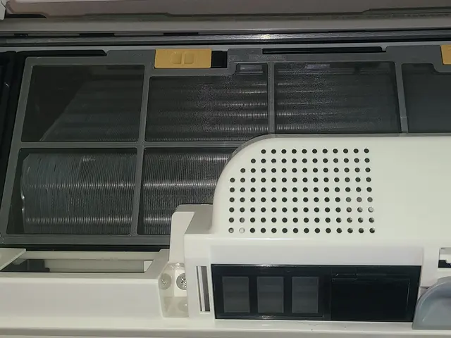 壁掛けエアコンクリーニングサービスの画像