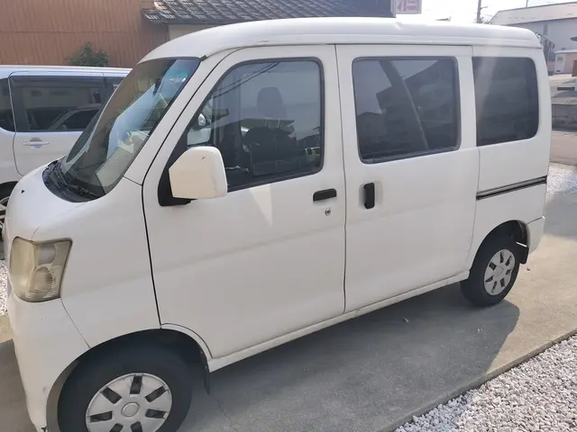 現在新規出店につき割引価格中！損害保険にも加入済みのため安心してご依頼くださいサービスの画像