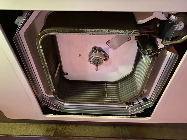 エアコンを掃除して来シーズン、冬の稼働に備えませんか？サービスの画像