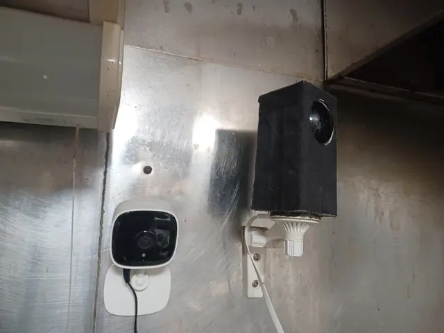 セキュリティ強化　Wi-Fi防犯カメラ取り付けサービスの画像