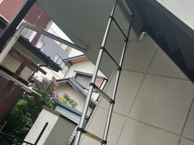 【即日対応◎夜間対応◎】7年以上の経験と1シーズン300件超の実績！蜂の巣駆除サービスの画像