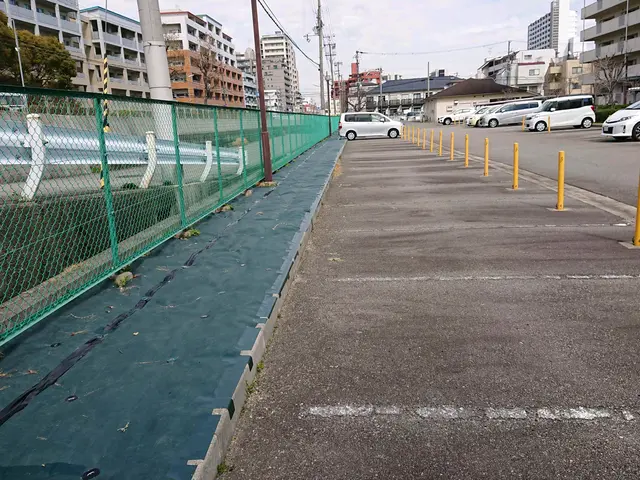 ＜１級造園技能士＞損害保険加入済み！対応地域外もご相談可能！女性スタッフ同行可◎サービスの画像