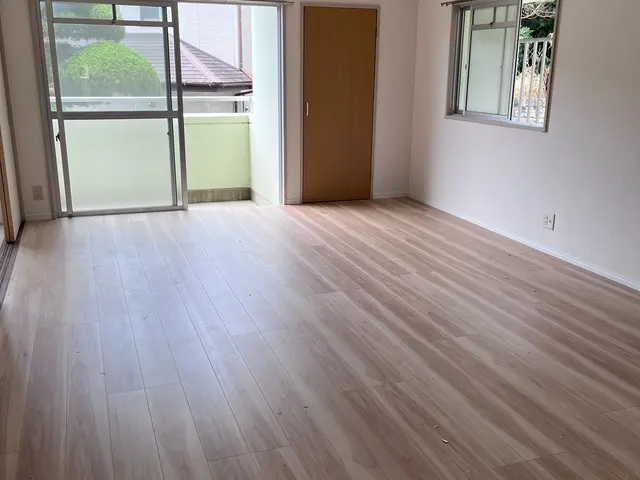 長崎県【業歴10年】経験豊富な店長がお伺い！作業終了まで笑顔で丁寧に対応◎サービスの画像