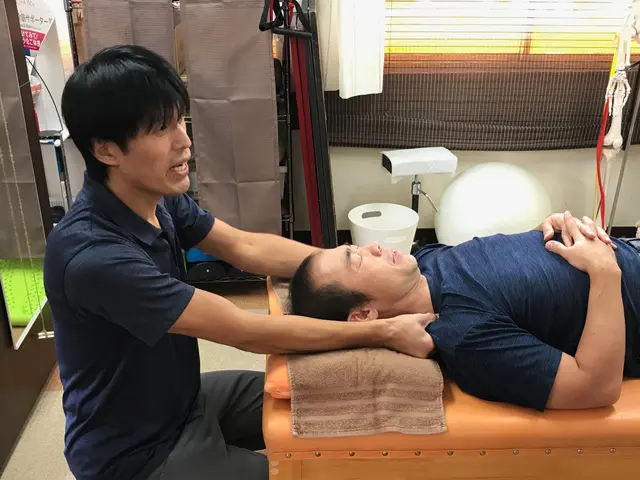 辛いコリや痛みにピンポイント！国家資格者による「トリガーポイント出張整体」サービスの画像