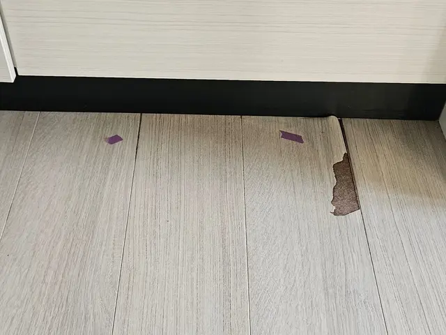 自社スタッフによる丁寧な作業で美しい仕上がりを実現！プロの床補修サービスサービスの画像