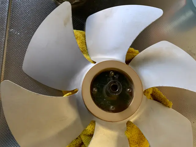 大工3代目棟梁が夫婦で訪問　分解清掃にみなさん驚かれますサービスの画像