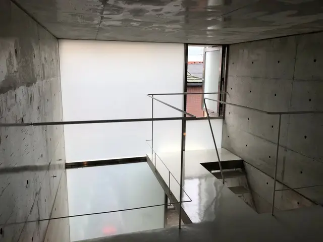 【大阪・横浜２拠点】実績多数のプロ職人が直接対応！窓フィルム施工専門店サービスの画像