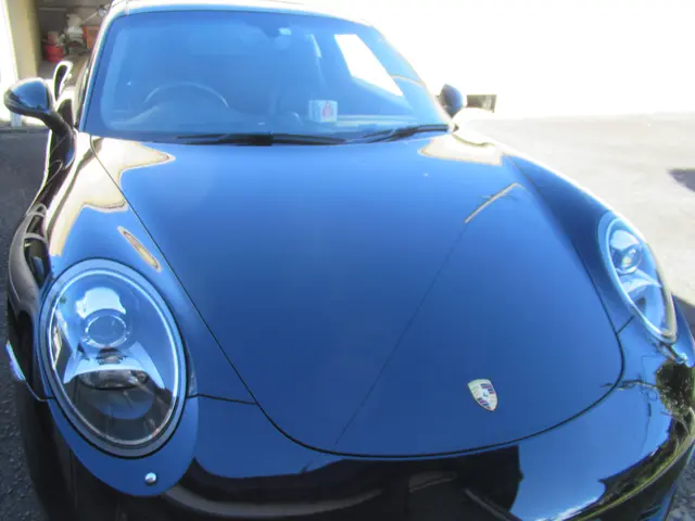 お客様のご希望と個々のお車に合わせて、コーティングと車磨き承ります。サービスの画像