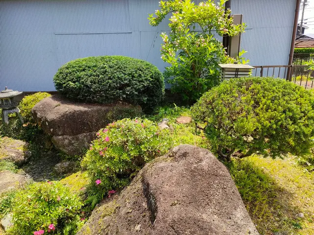 無料見積もり可！生垣等の剪定は「お庭屋N-works」にお任せ下さい！サービスの画像