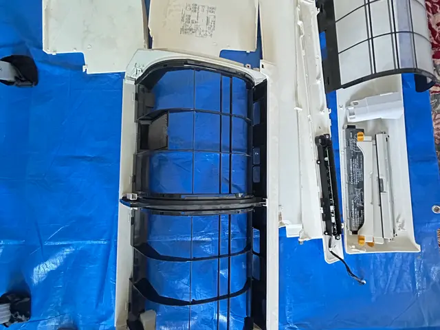 鼻炎やアレルギーの方におすすめ！臭いの元や裏側も写真で確認！複数台はお得ですサービスの画像