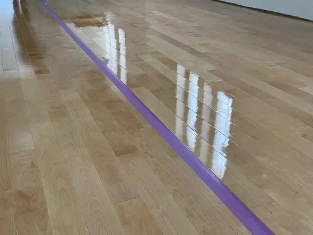 【フロアコーティング専門店】《グリップ力・高光沢・高耐久》UVコーティングサービスの画像