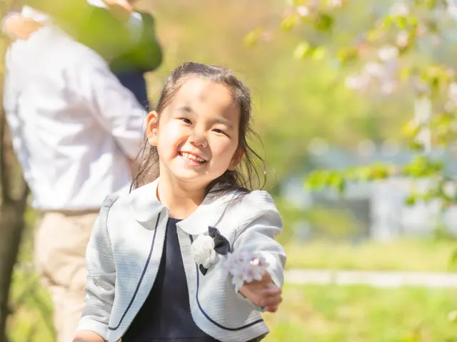 【成人式・卒業・入学】年中受付中！自然体な表情をお写真に残します！和傘付き！