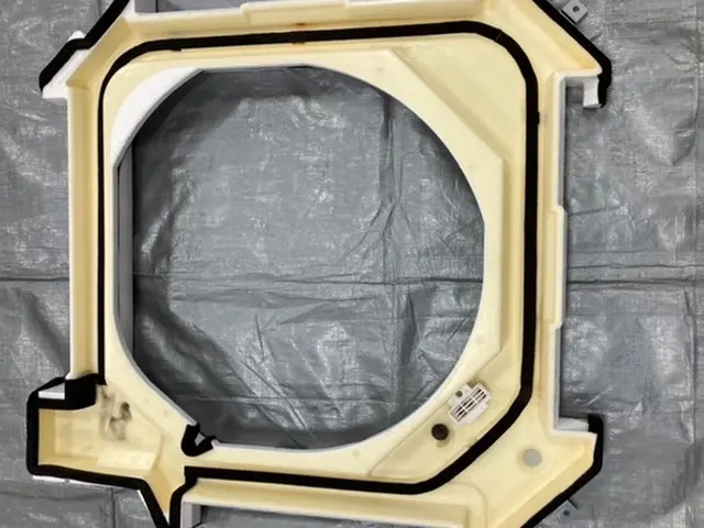 全機種全メーカー対応！　天井埋込エアコンクリーニングサービスの画像