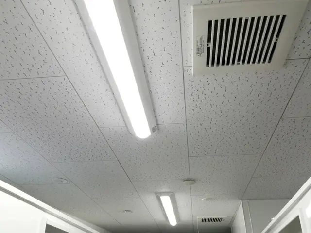 トイレ換気扇の交換・取り付け 工事のみサービスの画像