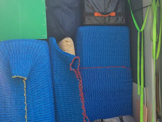 業歴10年超のプロスタッフ２人でのお伺い。大きな家具、家電1点からお任せ下さい。サービスの画像