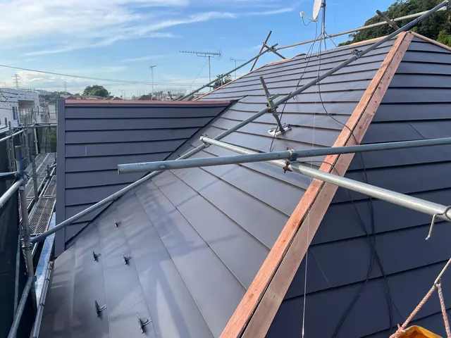 屋根・外壁・雨樋は早期発見が大事！痛みがひどくなる前にお気軽にご相談ください！サービスの画像