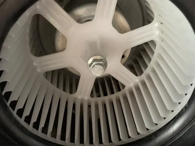 その汚れ、諦める前に一度ご相談ください。掃除の悩みに、真摯に向き合います。サービスの画像