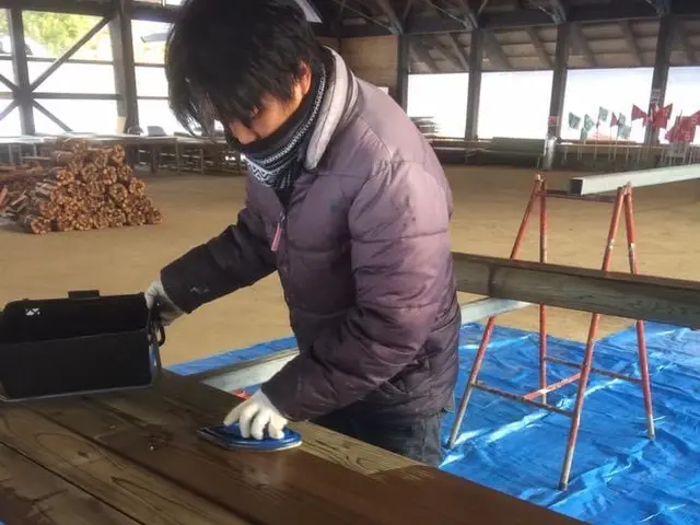 ウッドデッキの塗装、修理ならお気軽にお問い合わせください。サービスの画像